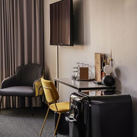 The Folks Hotel Konepaja ヘルシンキ エクステリア 写真