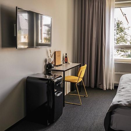 The Folks Hotel Konepaja ヘルシンキ エクステリア 写真
