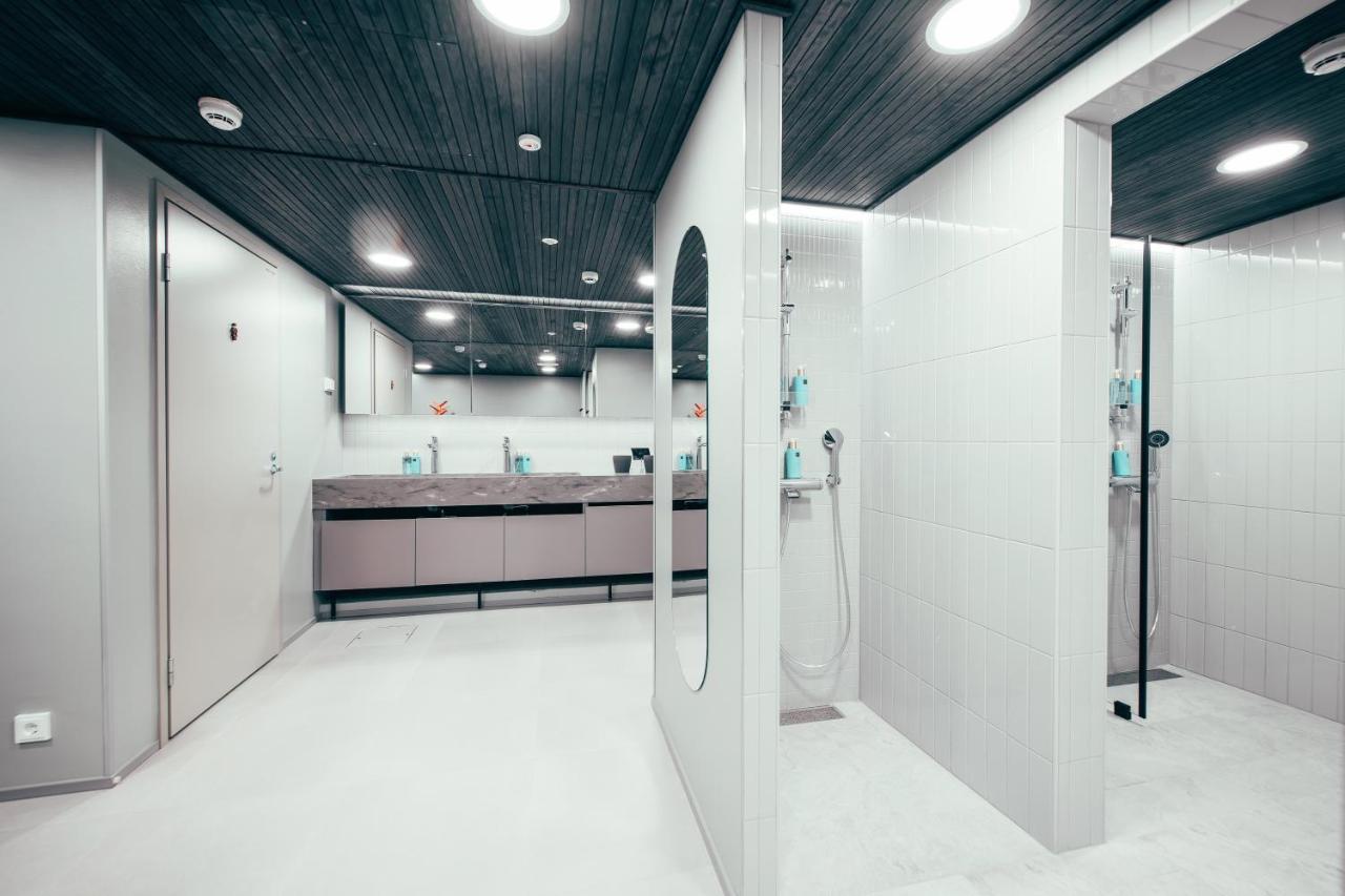 The Folks Hotel Konepaja ヘルシンキ エクステリア 写真