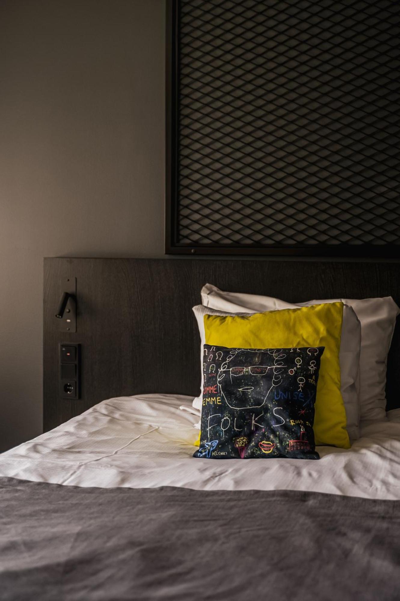 The Folks Hotel Konepaja ヘルシンキ エクステリア 写真